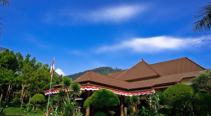 Kusuma Agrowisata Resort & Convention Μαλάνγκ Εξωτερικό φωτογραφία