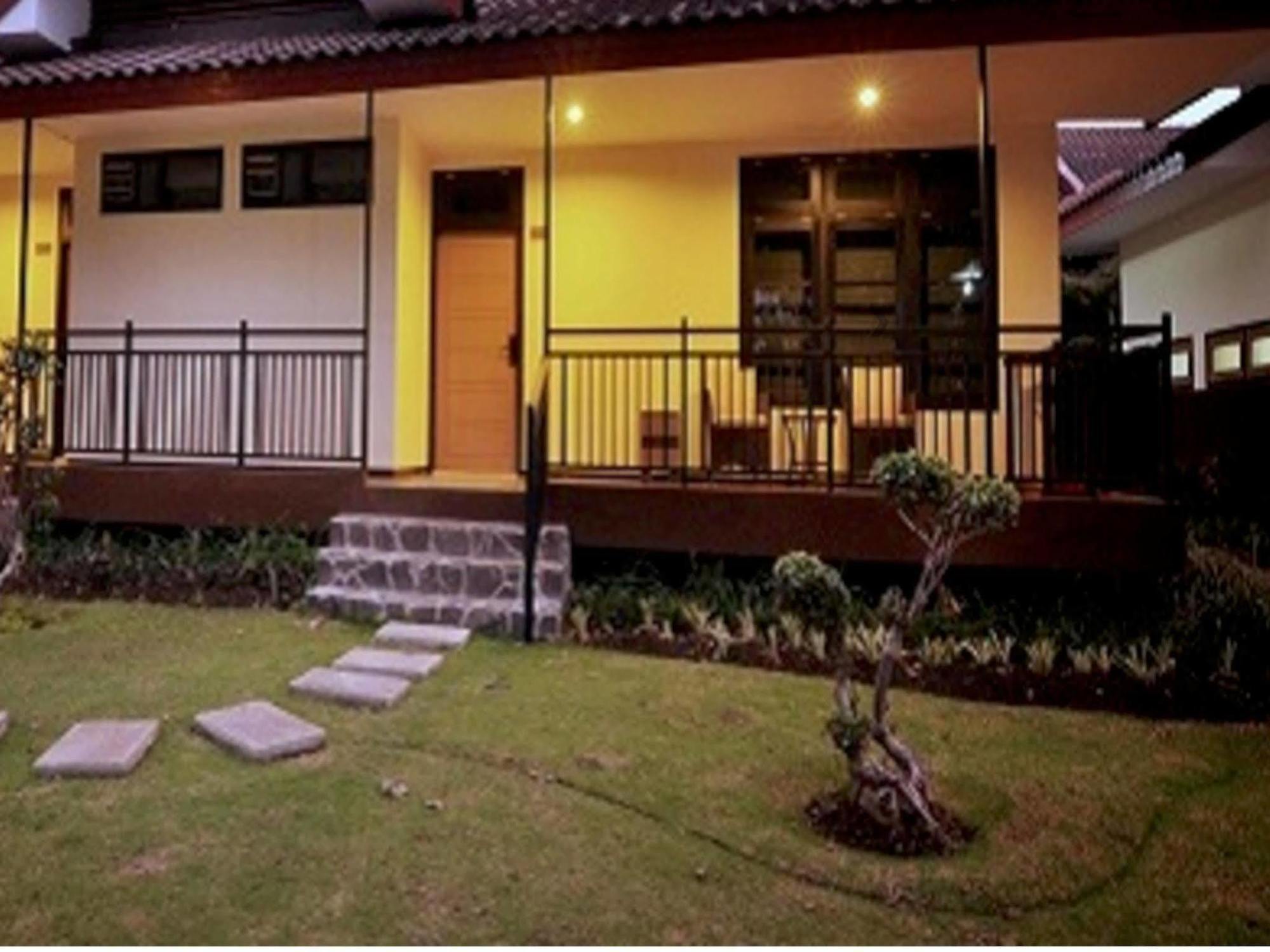 Kusuma Agrowisata Resort & Convention Μαλάνγκ Εξωτερικό φωτογραφία